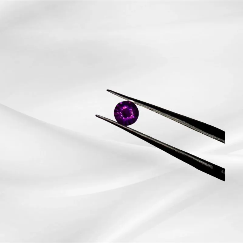 Amethyst (SiO₂) - Premium Ceylon gemstone