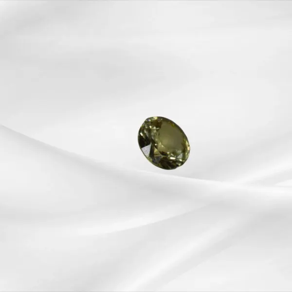 Peridot ((Mg, Fe)₂SiO₄) - Premium Ceylon gemstone