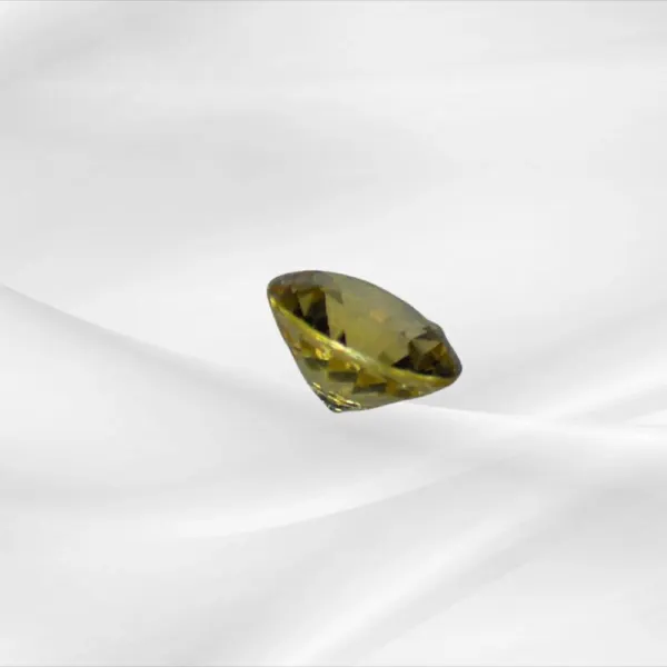 Peridot (Profile) ((Mg, Fe)₂SiO₄) - Premium Ceylon gemstone